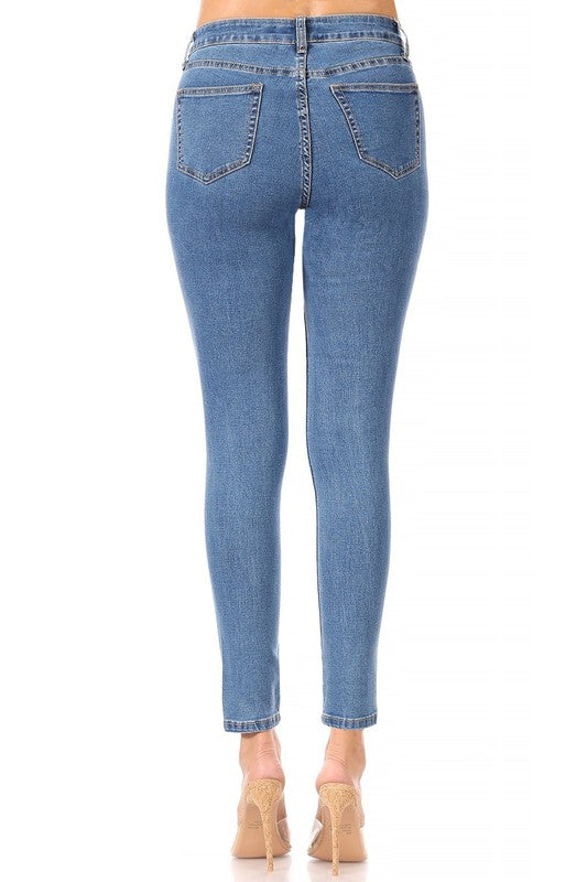 Pantalón Skinny de Tiro Alto en Azul Claro con Stretch