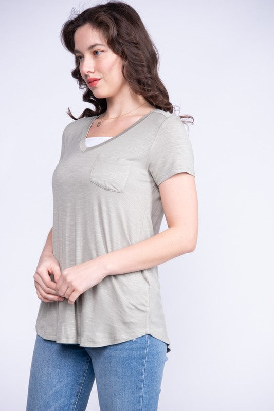 Blusa Básica Verde con Cuello en V